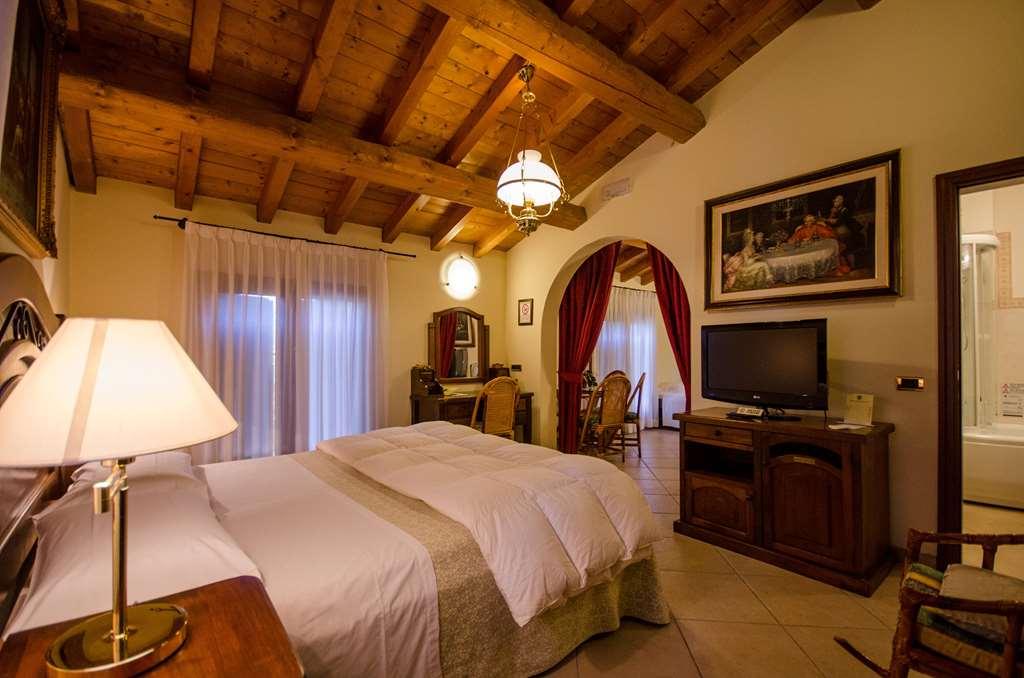 Hotel Corte Vecchia San Prospero Oda fotoğraf